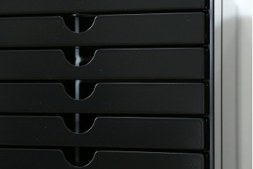 中古　美品　スイス　USMハラー(USM Haller)　イノス(INOS BOX)　ドロワーセット　10段　定価約3万7千円　(R-084842)