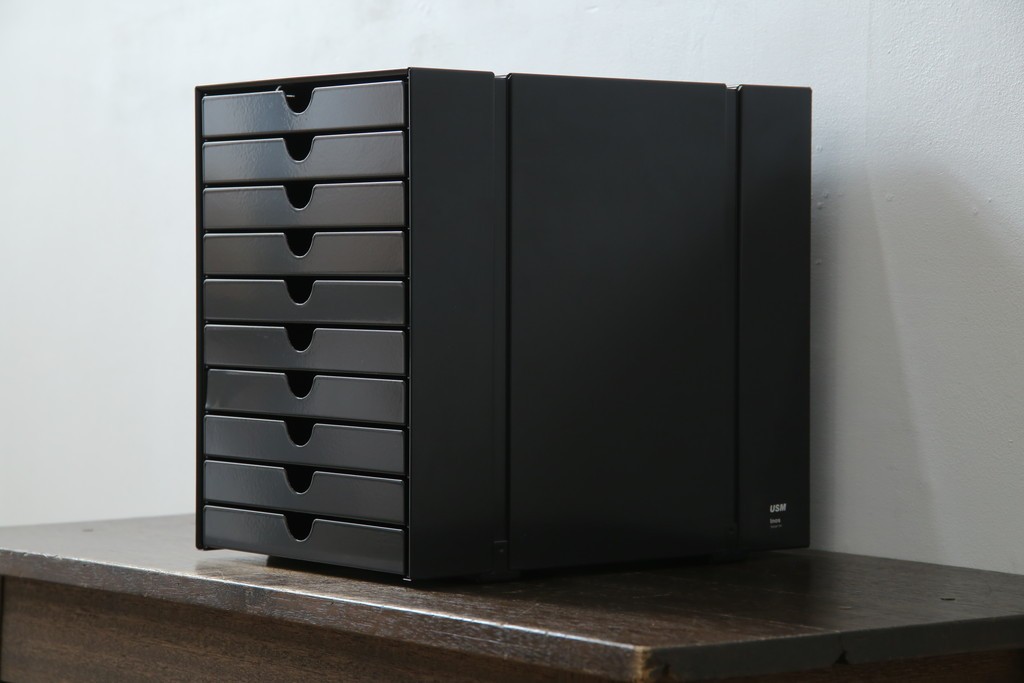 中古　美品　スイス　USMハラー(USM Haller)　イノス(INOS BOX)　ホームオフィスにもおすすめなスッキリとしたデザインの10段レターケース　定価約3万7千円　(R-084843)