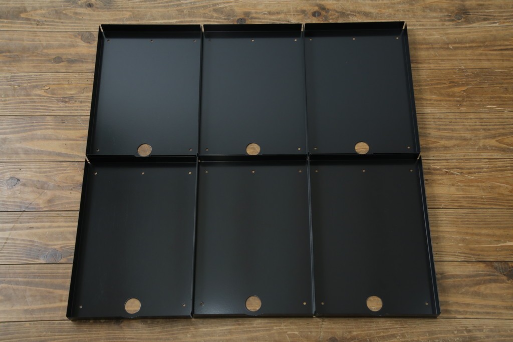 中古　美品　スイス　USMハラー(USM Haller)　イノス(INOS BOX)　ホームオフィスにもおすすめなスッキリとしたデザインの10段レターケース　定価約3万7千円　(R-084843)