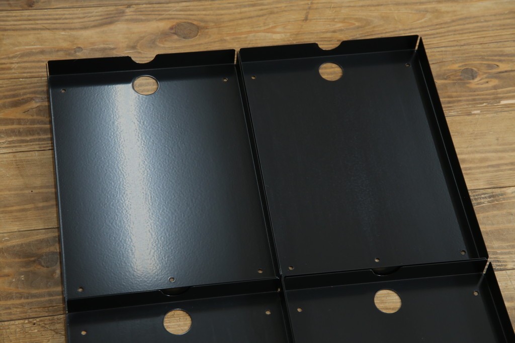 中古　美品　スイス　USMハラー(USM Haller)　イノス(INOS BOX)　ホームオフィスにもおすすめなスッキリとしたデザインの10段レターケース　定価約3万7千円　(R-084843)