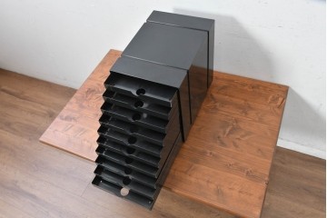 中古　美品　スイス　USMハラー(USM Haller)　イノス(INOS BOX)　ホームオフィスにもおすすめなスッキリとしたデザインの10段レターケース　定価約3万7千円相当　(R-084843)