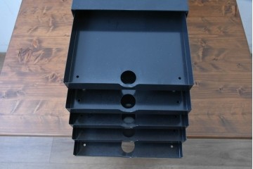 中古　美品　スイス　USMハラー(USM Haller)　イノス(INOS BOX)　ホームオフィスにもおすすめなスッキリとしたデザインの10段レターケース　定価約3万7千円相当　(R-084843)