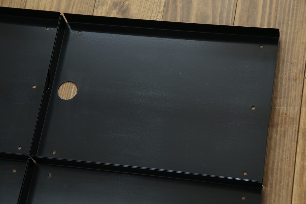 中古　美品　スイス　USMハラー(USM Haller)　イノス(INOS BOX)　ホームオフィスにもおすすめなスッキリとしたデザインの10段レターケース　定価約3万7千円　(R-084844)