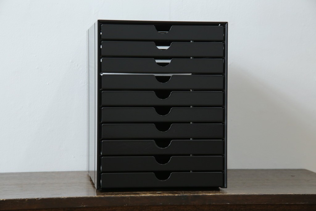 中古　美品　スイス　USMハラー(USM Haller)　イノス(INOS BOX)　ホームオフィスにもおすすめなスッキリとしたデザインの10段レターケース　定価約3万7千円　(R-084845)