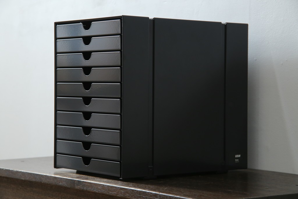中古　美品　スイス　USMハラー(USM Haller)　イノス(INOS BOX)　ホームオフィスにもおすすめなスッキリとしたデザインの10段レターケース　定価約3万7千円　(R-084845)