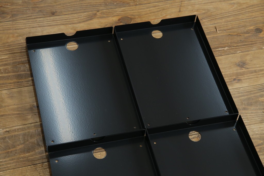 中古　美品　スイス　USMハラー(USM Haller)　イノス(INOS BOX)　ホームオフィスにもおすすめなスッキリとしたデザインの10段レターケース　定価約3万7千円　(R-084845)