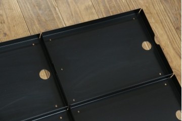 中古　美品　スイス　USMハラー(USM Haller)　イノス(INOS BOX)　ホームオフィスにもおすすめなスッキリとしたデザインの10段レターケース　定価約3万7千円　(R-084845)