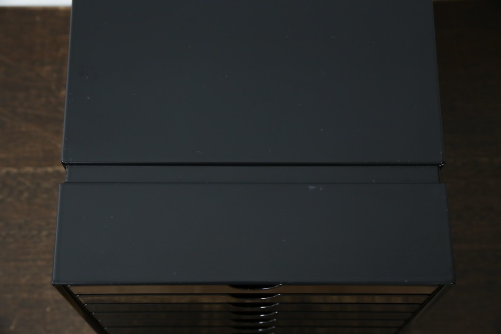 中古　美品　スイス　USMハラー(USM Haller)　イノス(INOS BOX)　ホームオフィスにもおすすめなスッキリとしたデザインの10段レターケース　定価約3万7千円　(R-084845)