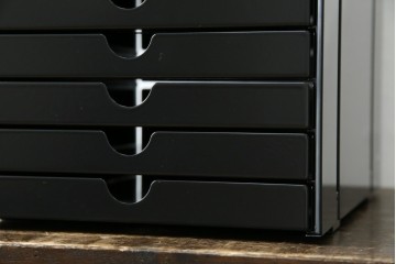 中古　美品　スイス　USMハラー(USM Haller)　イノス(INOS BOX)　ホームオフィスにもおすすめなスッキリとしたデザインの10段レターケース　定価約3万7千円　(R-084845)