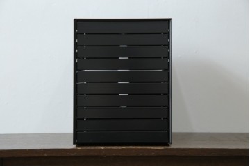 中古　美品　スイス　USMハラー(USM Haller)　イノス(INOS BOX)　ホームオフィスにもおすすめなスッキリとしたデザインの10段レターケース　定価約3万7千円　(R-084845)