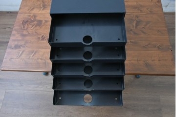 中古　美品　スイス　USMハラー(USM Haller)　イノス(INOS BOX)　ホームオフィスにもおすすめなスッキリとしたデザインの10段レターケース　定価約3万7千円相当　(R-084845)