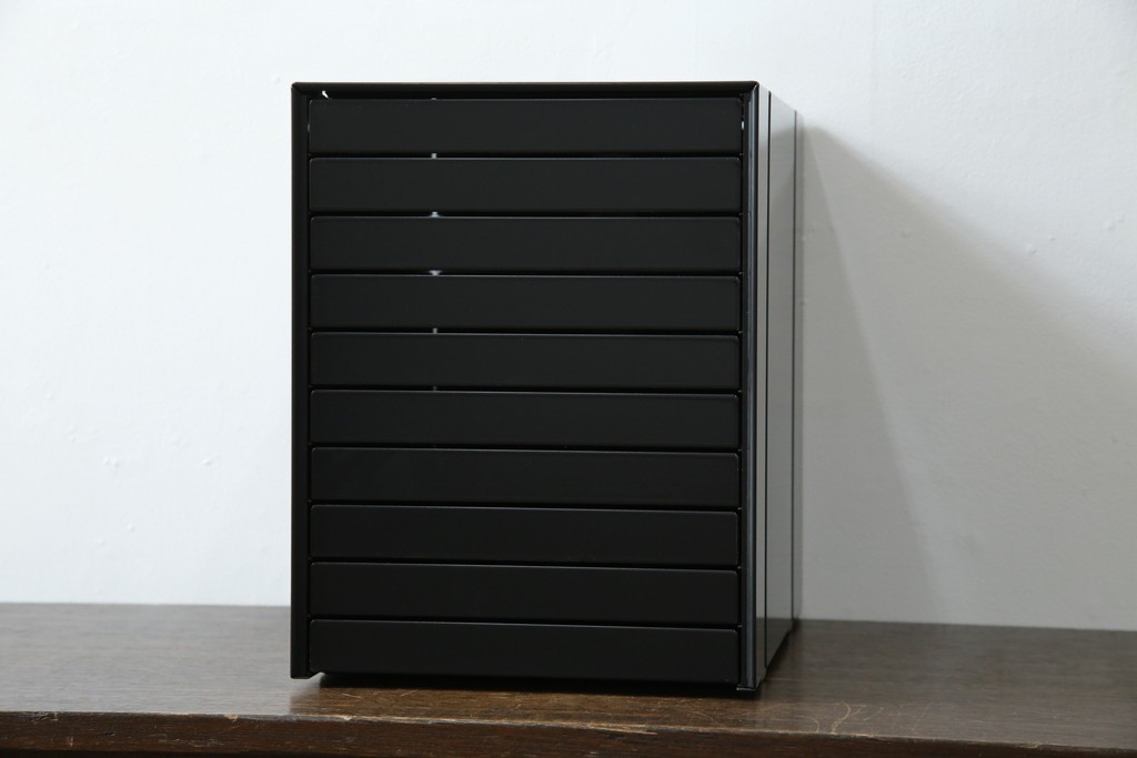 中古　美品　スイス　USMハラー(USM Haller)　イノス(INOS BOX)　ホームオフィスにもおすすめなスッキリとしたデザインの10段レターケース　定価約3万7千円相当　(R-084846)