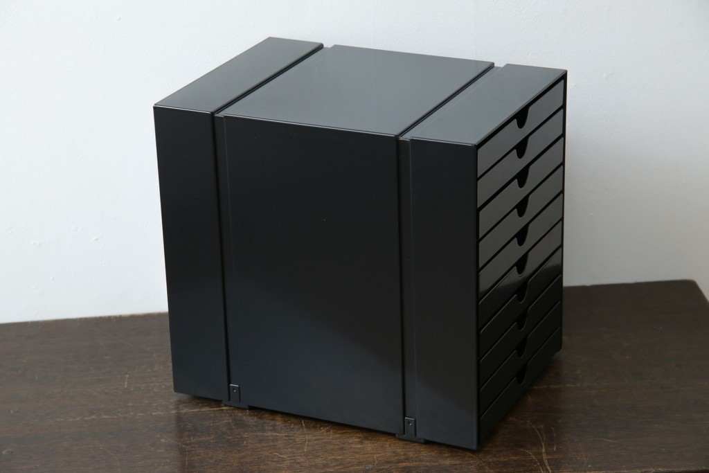 中古　美品　スイス　USMハラー(USM Haller)　イノス(INOS BOX)　ホームオフィスにもおすすめなスッキリとしたデザインの10段レターケース　定価約3万7千円相当　(R-084846)