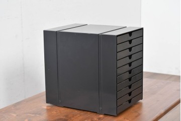 中古　美品　スイス　USMハラー(USM Haller)　イノス(INOS BOX)　ホームオフィスにもおすすめなスッキリとしたデザインの10段レターケース　定価約3万7千円相当　(R-084847)