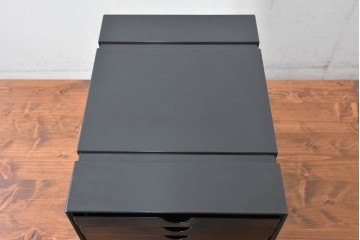 中古　美品　スイス　USMハラー(USM Haller)　イノス(INOS BOX)　ホームオフィスにもおすすめなスッキリとしたデザインの10段レターケース　定価約3万7千円相当　(R-084848)