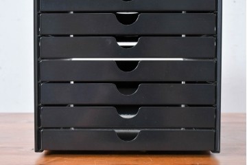 中古　美品　スイス　USMハラー(USM Haller)　イノス(INOS BOX)　ホームオフィスにもおすすめなスッキリとしたデザインの10段レターケース　定価約3万7千円相当　(R-084848)