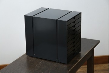 中古　美品　スイス　USMハラー(USM Haller)　イノス(INOS BOX)　ホームオフィスにもおすすめなスッキリとしたデザインの10段レターケース　定価約3万7千円相当　(R-084848)