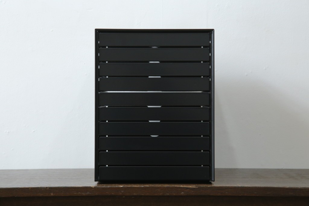 中古　美品　スイス　USMハラー(USM Haller)　イノス(INOS BOX)　ホームオフィスにもおすすめなスッキリとしたデザインの10段レターケース　定価約3万7千円相当　(R-084848)