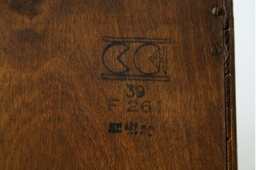アメリカヴィンテージ　アメリカ高級家具　センチュリー(CENTURY)　オーク材　エレガントな佇まいが魅力のブックケース　(R-084850)