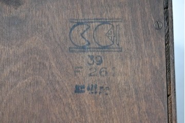 アメリカヴィンテージ　アメリカ高級家具　CENTURY FURNITURE(センチュリー・ファニチャー)　オーク材　エレガントな佇まいが魅力のブックケース　(R-084850)