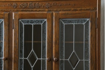 中古　三越伊勢丹　プロパティデザイン　カントリーハウス　Brugge(ブルージュ)　品のある佇まいが美しいステンドグラスキャビネット　(R-084851)