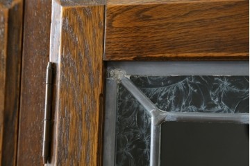 中古　三越伊勢丹　プロパティデザイン　カントリーハウス　Brugge(ブルージュ)　品のある佇まいが美しいステンドグラスキャビネット　(R-084851)