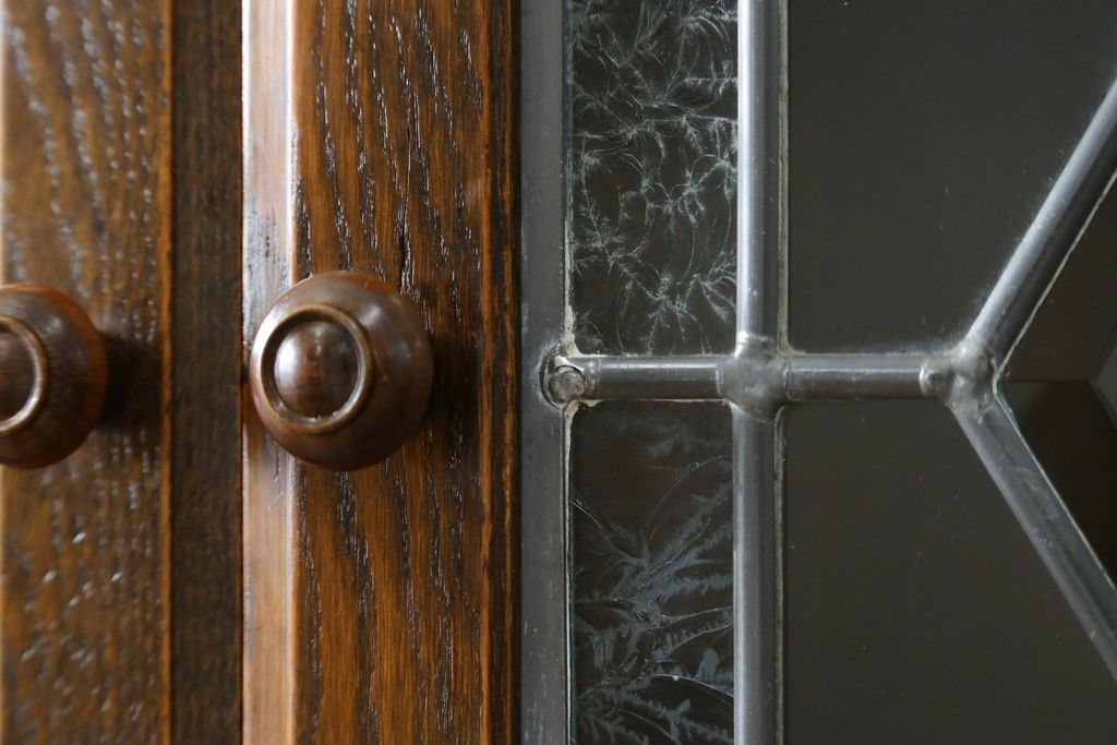 中古　三越伊勢丹　プロパティデザイン　カントリーハウス　Brugge(ブルージュ)　品のある佇まいが美しいステンドグラスキャビネット　(R-084851)