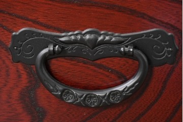 中古　仙台民芸箪笥(仙台箪笥)　欅産業　和の空間を格上げするローボード　(R-084852)