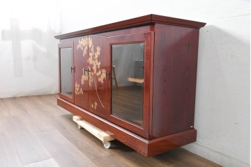 中古　最高級　工芸家具　総欅(ケヤキ)材　総漆塗り　金蒔絵入り　紅葉の図　優雅な蒔絵が空間に華を添える天板上開きサイドボード　定価推定150万円以上　(R-084853)