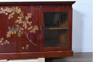 中古　最高級　工芸家具　総欅(ケヤキ)材　総漆塗り　金蒔絵入り　紅葉の図　優雅な蒔絵が空間に華を添える天板上開きサイドボード　定価推定150万円以上　(R-084853)