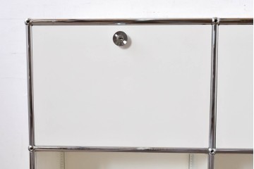 中古　スイス　USMハラー(USM Haller)　ホームオフィスにもおすすめなスッキリとしたデザインのサイドキャビネット・2段タイプ　定価約24万6千円相当　(R-084854)