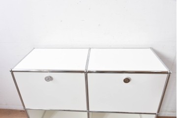 中古　スイス　USMハラー(USM Haller)　ホームオフィスにもおすすめなスッキリとしたデザインのサイドキャビネット・2段タイプ　定価約24万6千円相当　(R-084854)