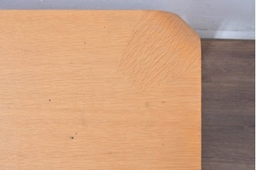 和製ヴィンテージ　天童木工(Tendo)　曲線が生み出すやわらかなシルエットが魅力のローテーブル　(R-084855)