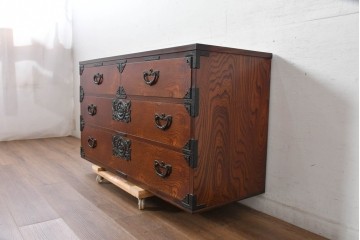 中古　岩谷堂箪笥　和の風格を感じる衣装箪笥ローチェスト・テレビ台　(R-084858)