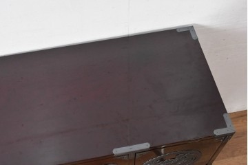 中古　美品　欅産業　表面欅(ケヤキ)材　内部桐材　木地呂塗り　漆塗りの光沢が美しい仙台箪笥サイドチェスト　(R-084861)
