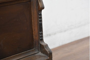 ジャンク品　アンティーク雑貨　オリバー(OLIVER)社　インジケーターや木部のクラシカルな装飾が魅力的な真空管ラジオ　(R-084868)