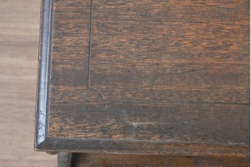 ジャンク品　アンティーク雑貨　オリバー(OLIVER)社　インジケーターや木部のクラシカルな装飾が魅力的な真空管ラジオ　(R-084868)