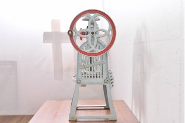 【簡易リペア限定品】　和製ヴィンテージ　初雪(hatsuyuki)　HA-110-S　ノスタルジックな雰囲気が漂う手動かき氷機　(R-084872)