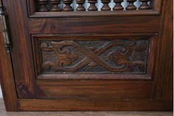 アンティーク建具　建築的な造形美と装飾性を併せ持つアラビア建築様式で作られたマシュラビーヤの窓と枠のセット　(R-084873)