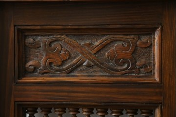 アンティーク建具　建築的な造形美と装飾性を併せ持つアラビア建築様式で作られたマシュラビーヤの窓と枠のセット　(R-084873)