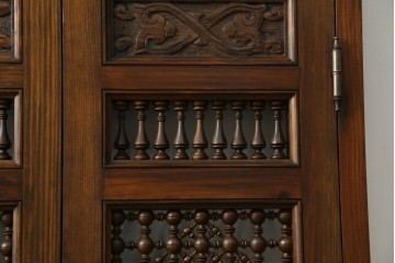 アンティーク建具　建築的な造形美と装飾性を併せ持つアラビア建築様式で作られたマシュラビーヤの窓と枠のセット　(R-084873)