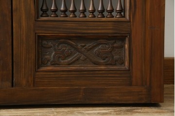 アンティーク建具　建築的な造形美と装飾性を併せ持つアラビア建築様式で作られたマシュラビーヤの窓と枠のセット　(R-084873)