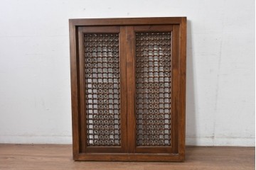 アンティーク建具　実用性と美的デザインが両立!アラビア建築様式で作られたマシュラビーヤの窓と枠のセット　(R-084875)