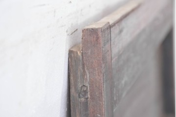 アンティーク建具　明治～大正　格子窓と板戸を組み合わせた凝ったデザインの蔵戸1枚　(R-084879)