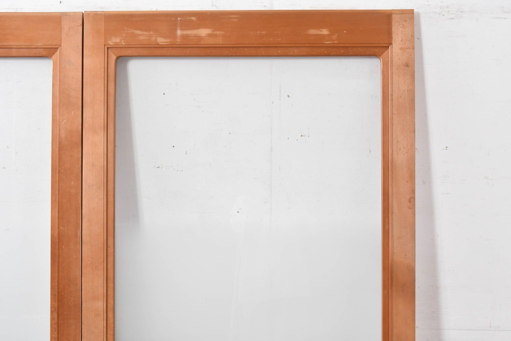 ヴィンテージ建具　昭和後期　高級品!!　腰板欅(ケヤキ)材　欅材ならではの木目が印象的なガラス戸2枚セット　(R-084880)