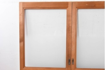 ヴィンテージ建具　昭和後期　高級品!!　腰板欅(ケヤキ)材　欅材ならではの木目が印象的なガラス戸2枚セット　(R-084880)