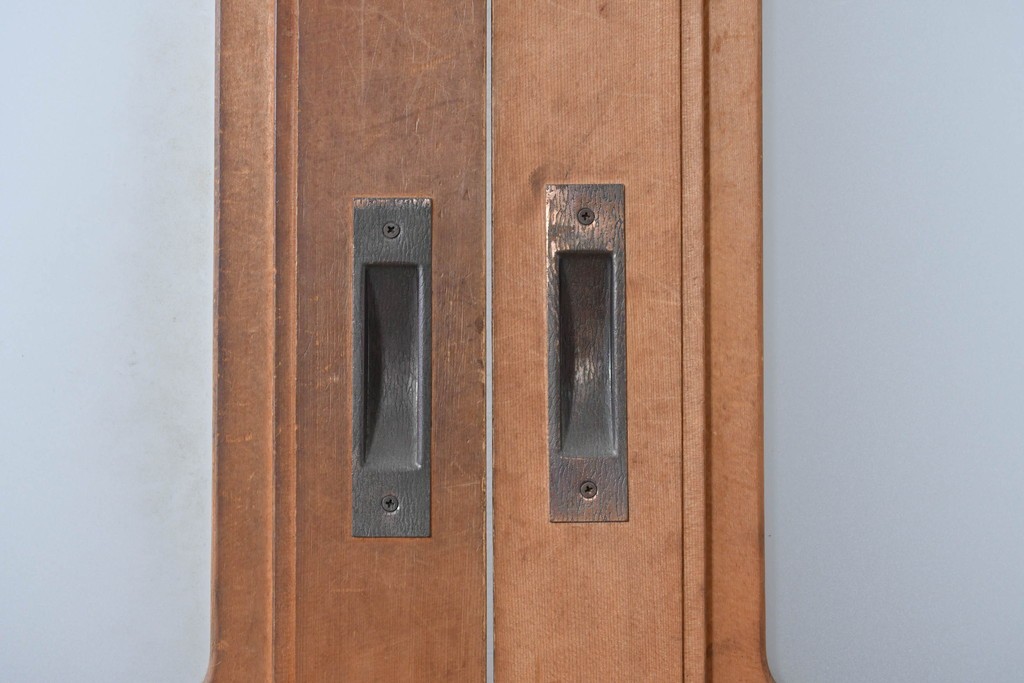 ヴィンテージ建具　昭和後期　高級品!!　腰板欅(ケヤキ)材　欅材ならではの木目が印象的なガラス戸2枚セット　(R-084880)