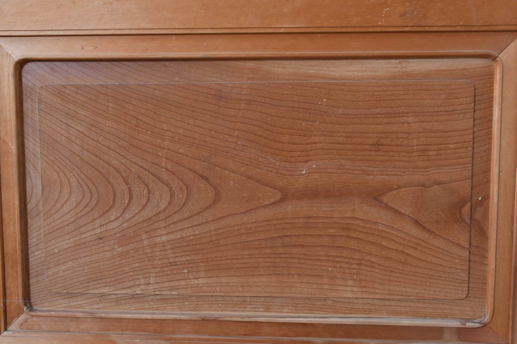 ヴィンテージ建具　昭和後期　高級品!!　腰板欅(ケヤキ)材　欅材ならではの木目が印象的なガラス戸2枚セット　(R-084880)