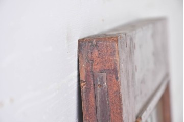 イギリスアンティーク　赤・緑・琥珀色のステンドグラスが印象的な木製ドア1枚　(R-084881)