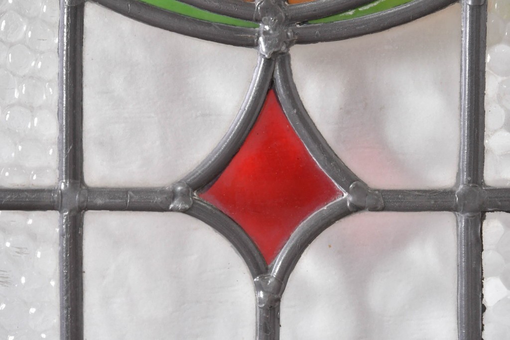 イギリスアンティーク　赤・緑・琥珀色のステンドグラスが印象的な木製ドア1枚　(R-084881)